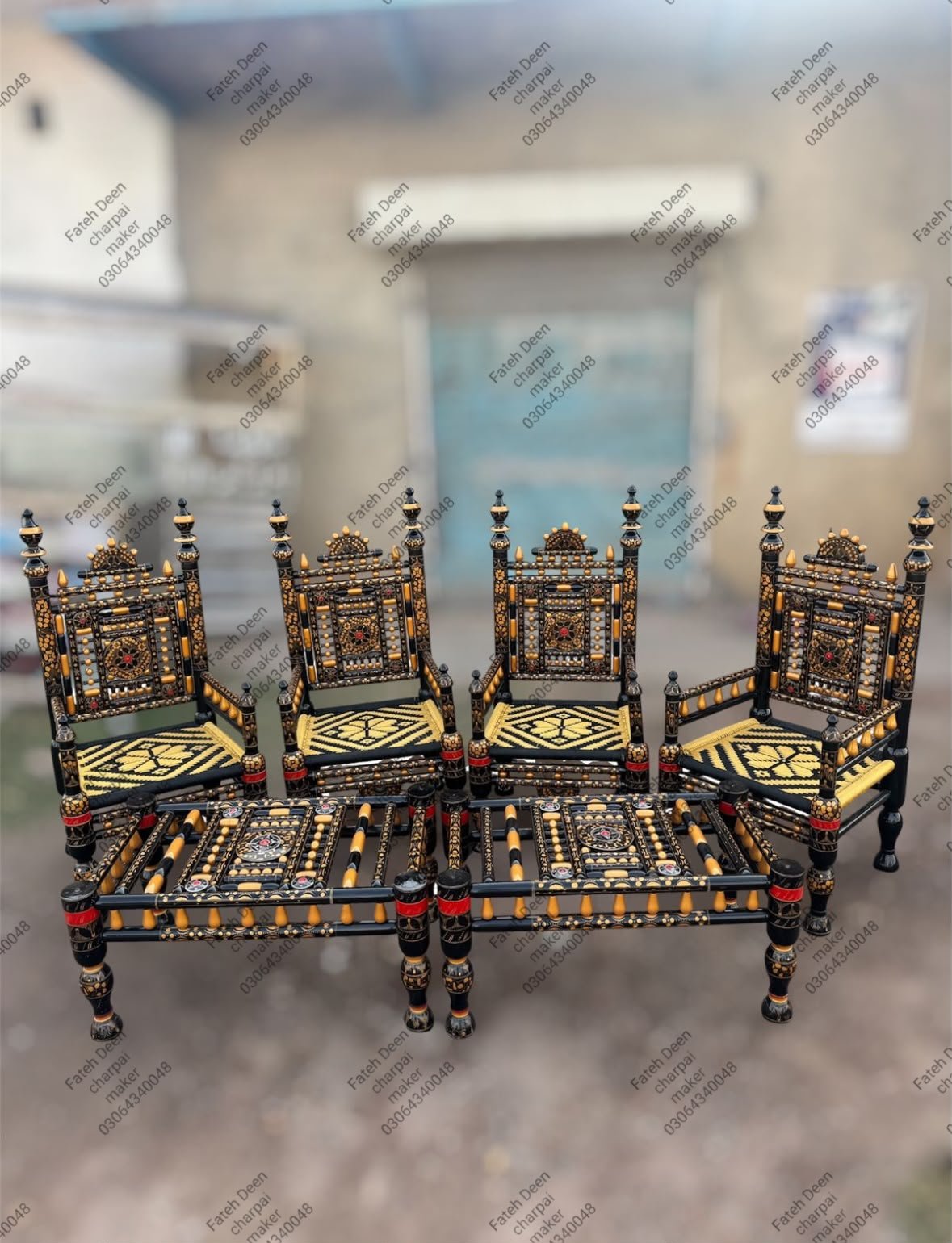 Traditional Furniture Set